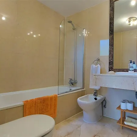 East Terraza דירה *