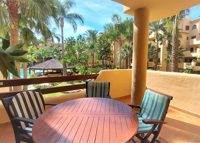 דירה East Terraza אסטפונה